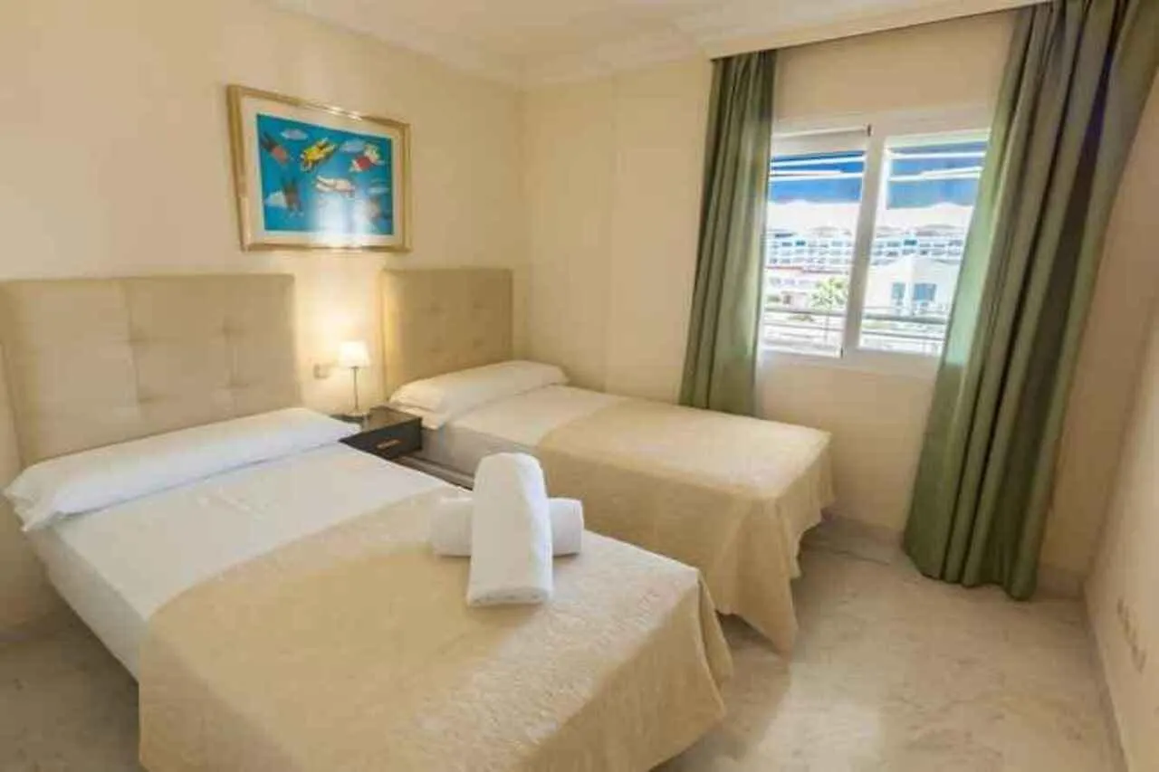 Marina De Banus Apartment Marbella İspanya