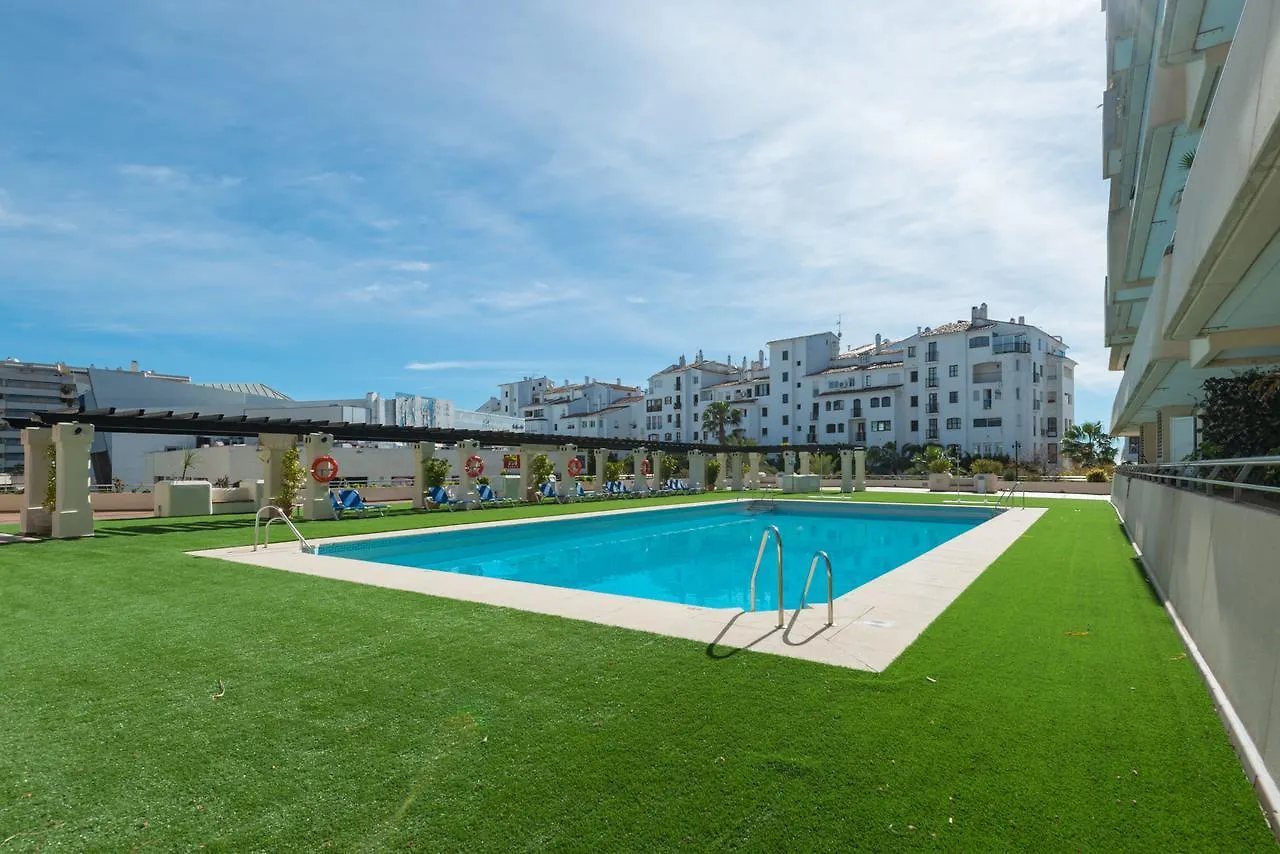 Marina De Banus Apartment Marbella İspanya